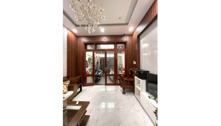 Bán Nhà 4 Tầng Hẻm Xe Hơi 68m2_4*17 Chỉ 7.6 tỷ Gần Phạm Văn Đồng Hiệp Bình Chánh Thủ Đức Đẹp Lung Linh